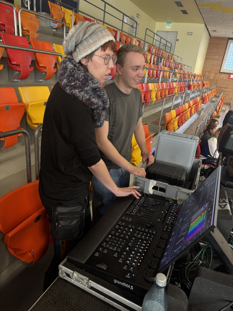 Alexander war der Experte an meiner Seite, der mir die Technik erklärte.